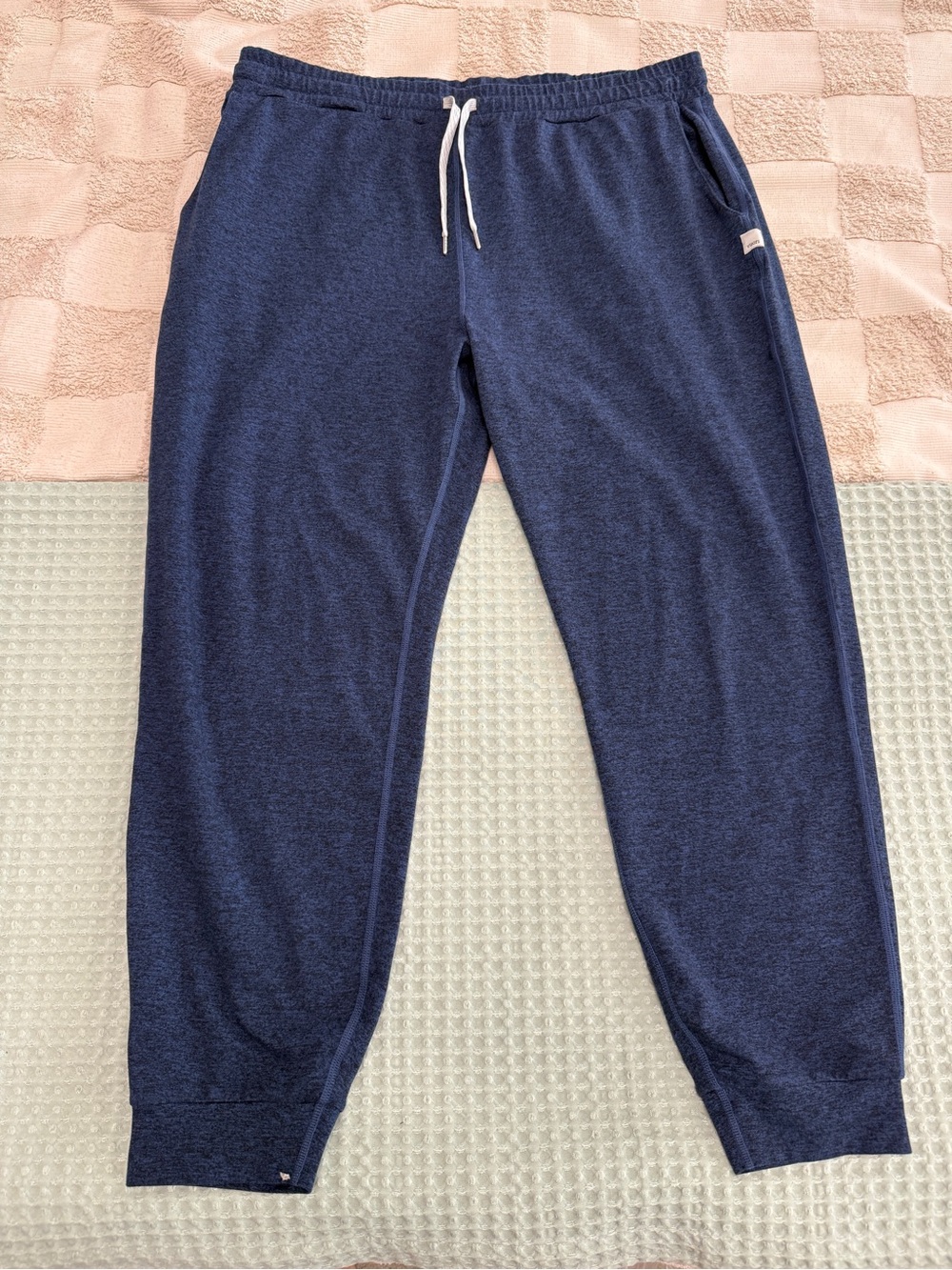 Vuori Performance joggers